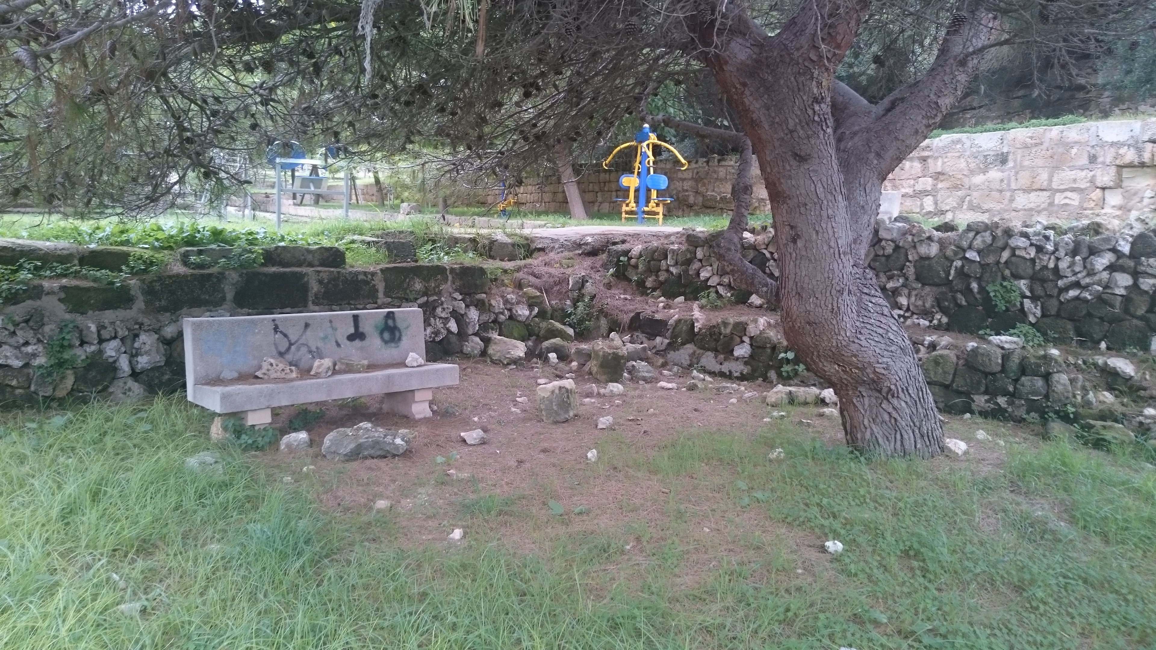 El parque de Santa Ana, víctima del vandalismo