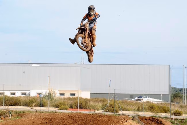 Las motos vuelven a rugir en Menorca