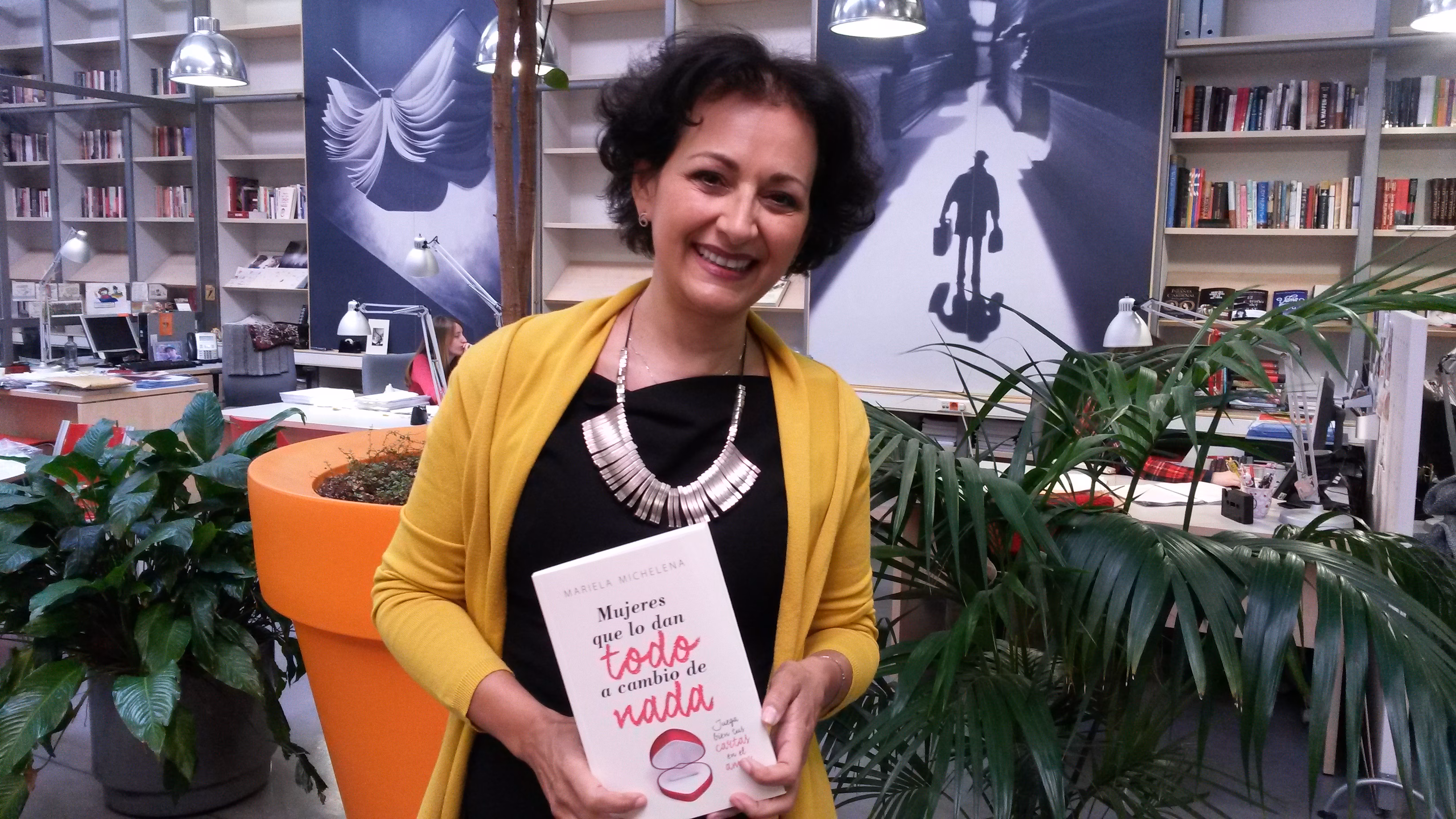 La escritora Mariela Michelena diserta sobre el cáncer de pecho en Maó