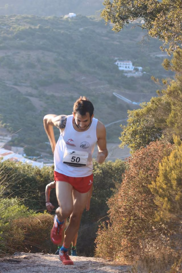 Rubén Bobillo se corona en la cima de s'Ermita de Ferreries