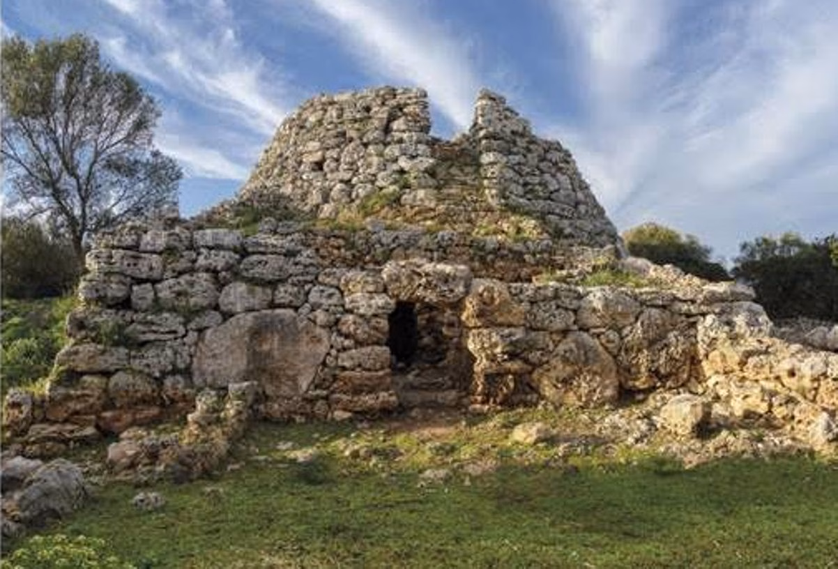 La prehistoria de Menorca cuenta con una nueva guía