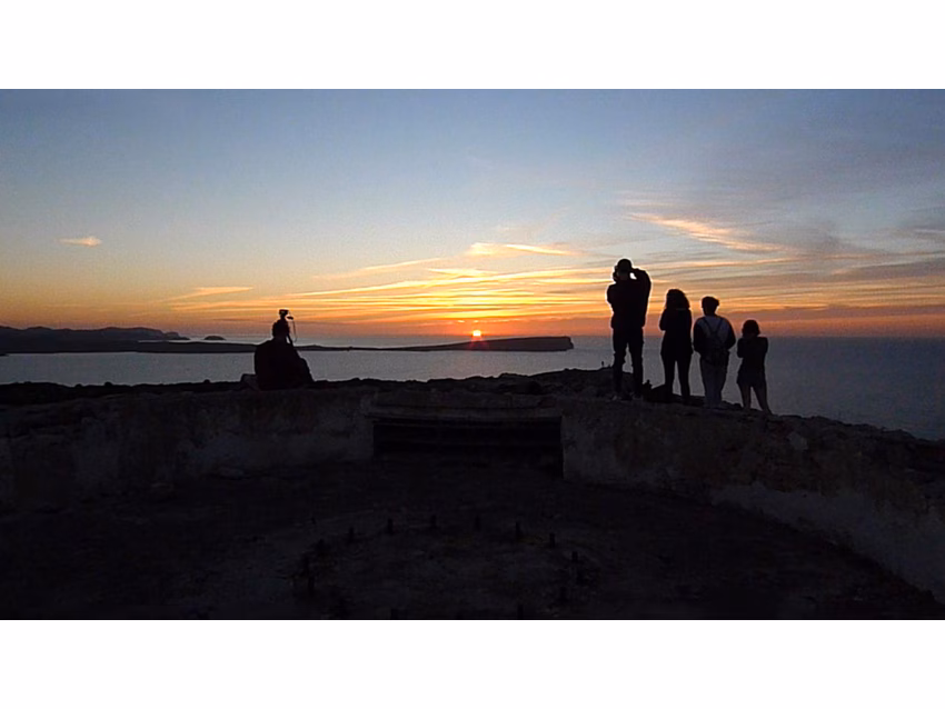 La luz de Menorca inspira a los alumnos de la Escola Groc de Barcelona
