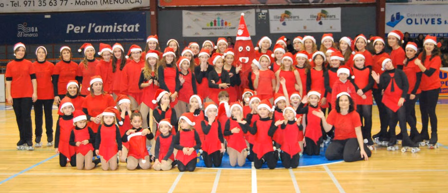 El Club Patinatge Alaior celebra la Navidad a ritmo de rumba