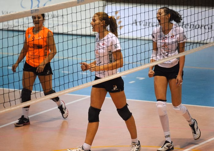 Campaña del Avarca de Menorca para llenar su cancha