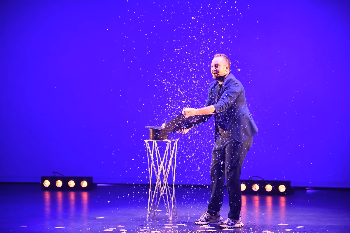 El Splendid Festival arranca con la magia de Jorge Blass en el Teatro Principal de Maó