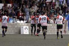 El Mercadal atrapa un derby menorquín con más pasión que fútbol