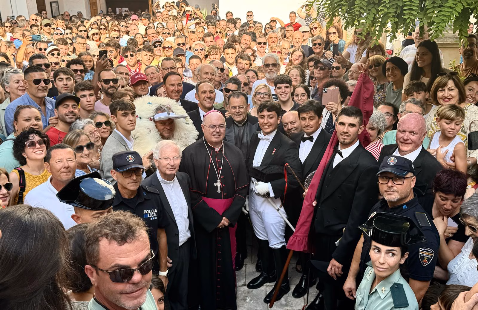 (Fotos) S'Homo des be visita al obispo