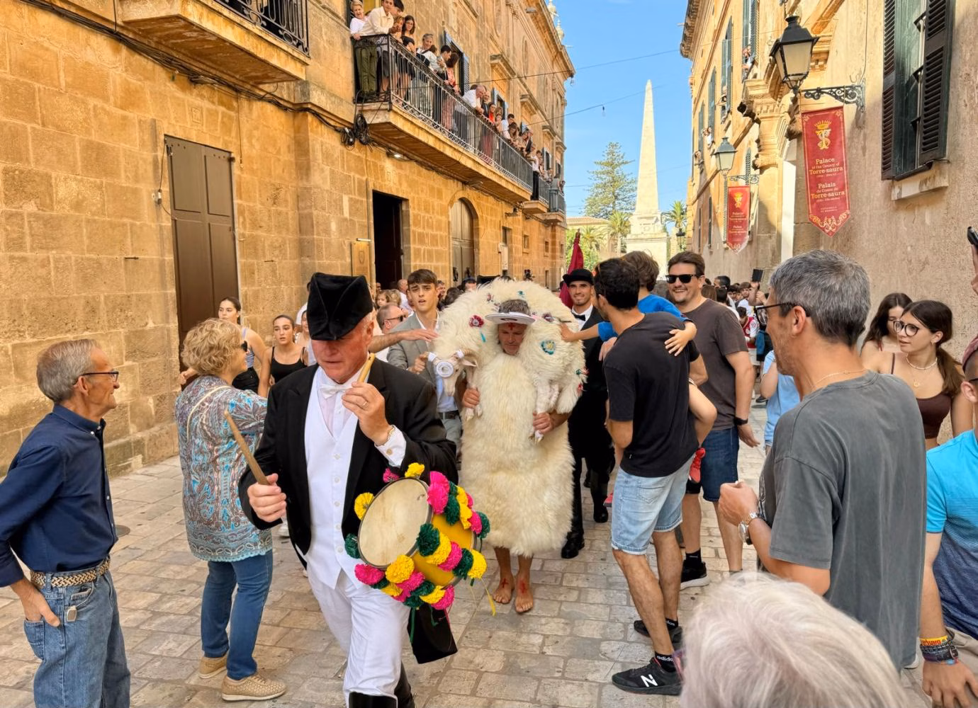 (Vídeos y fotos) S'Homo des be echa a andar