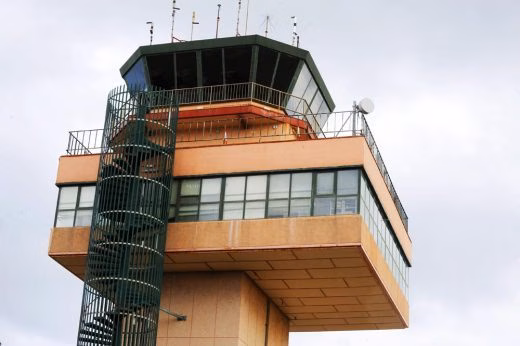 El PP lamenta que el Gobierno central mantenga el proyecto de la torre de control remoto