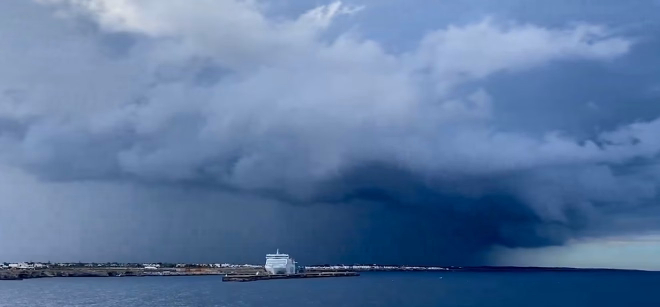 Las últimas lluvias dejan 10 litros en Cala Galdana y 7 en Ciutadella