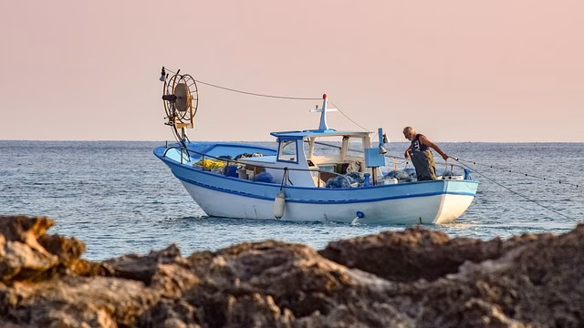 Se establecen nuevas normas para la pesca de arrastre: límite de 800 metros en el Mediterráneo