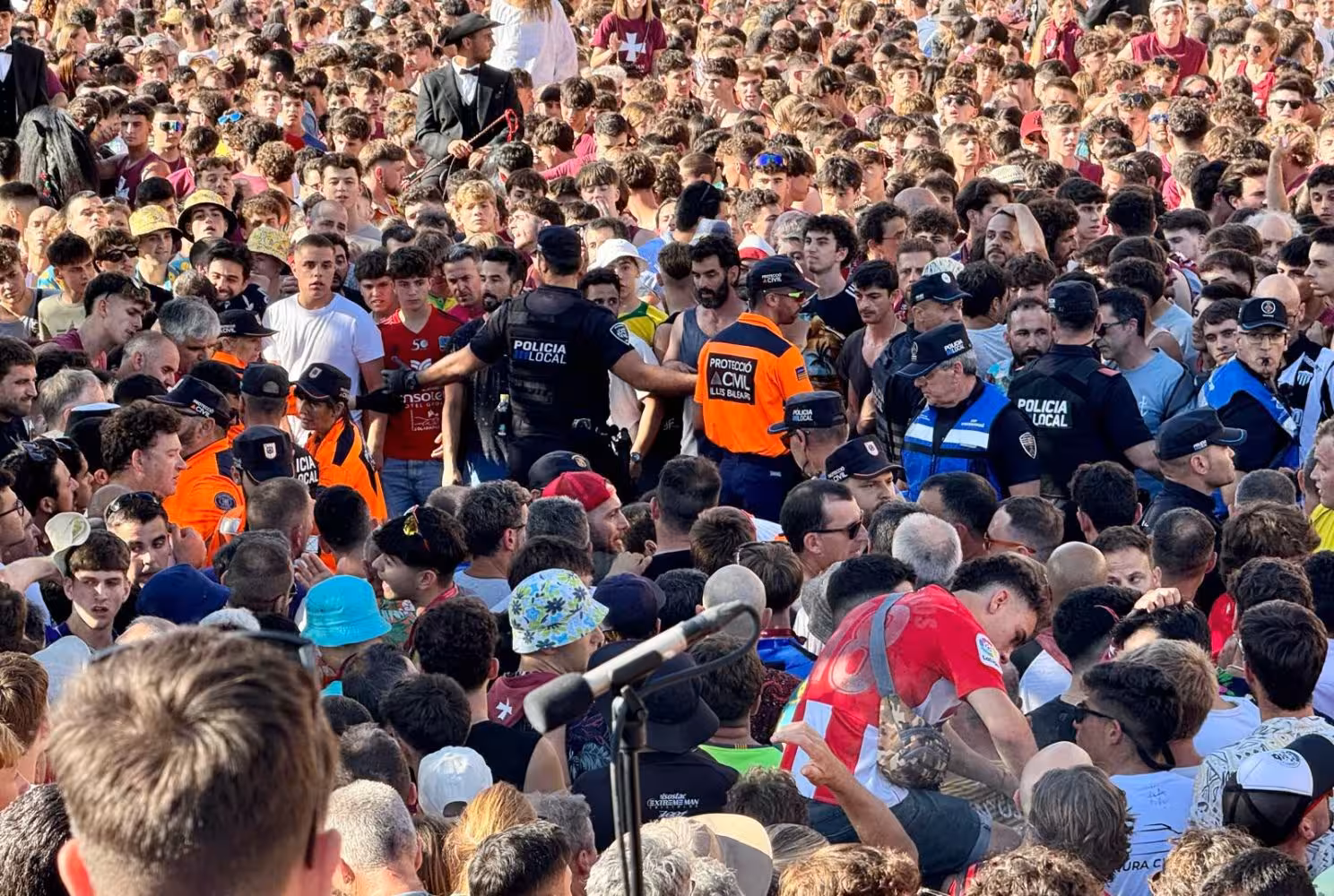 Evacuado un "cavaller" tras romperse la tibia y el peroné antes del "replec"