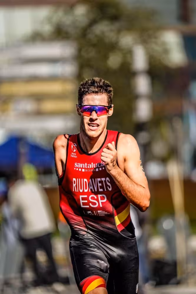 Nil Riudavets logra el bronce en las Series Mundiales de paratriathlón en Yokohama