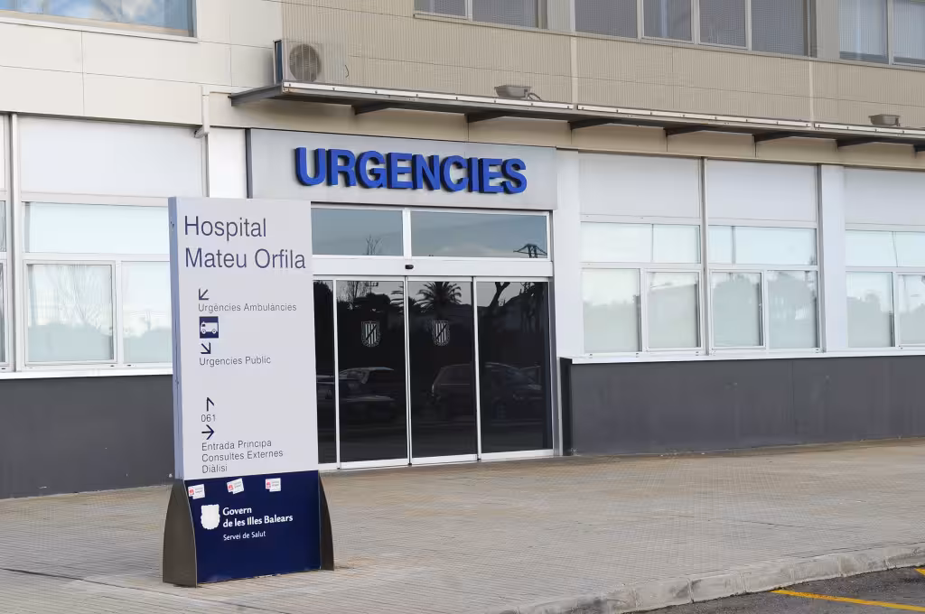 Permanece ingresado el hombre rescatado en Macarella