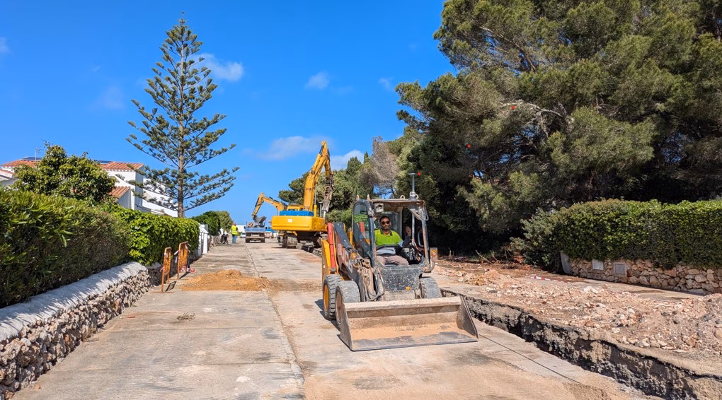 Es Canutells avanza para tener su red de alcantarillado