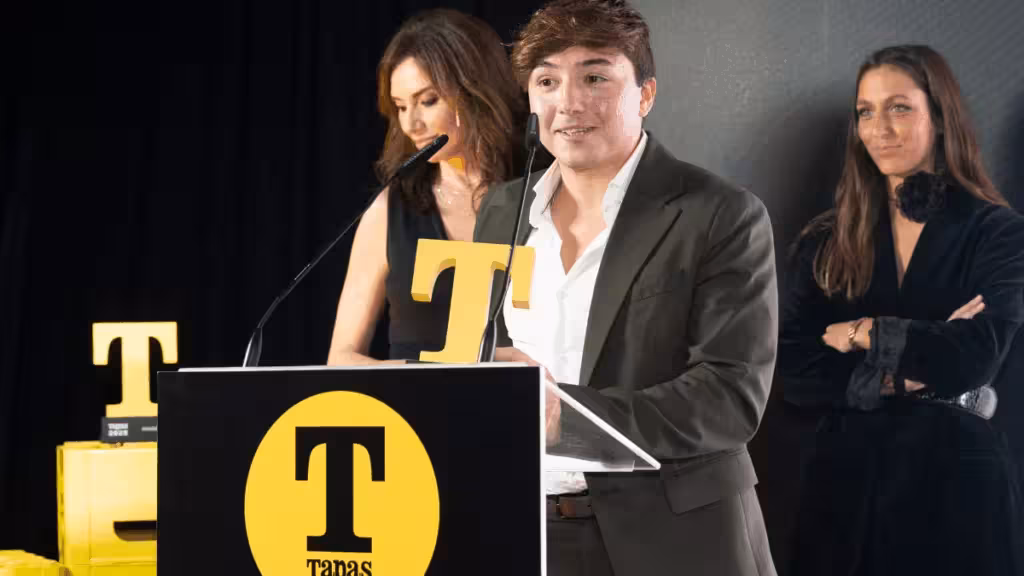 Jose Maria Borras Premio T de oro 2025.