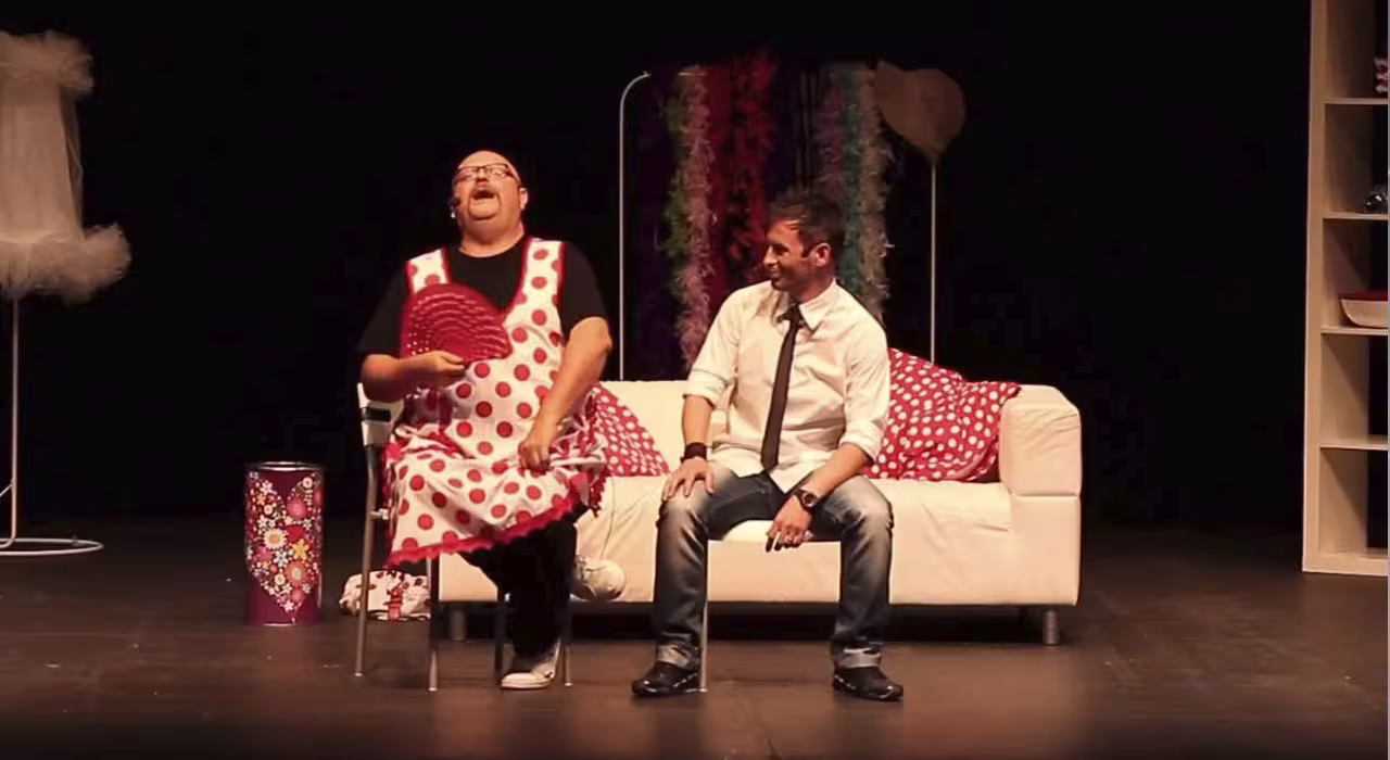 Imagen del artículo: Alaior acogerá el 29 de noviembre la comedia “Dos hombres solos… sin punto com… ni ná!!!” con entrada gratuita en Sant Diego