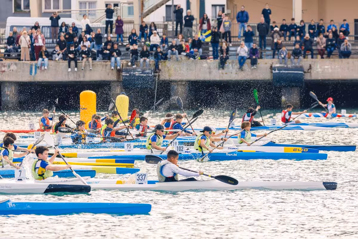 Competición de piragüismo.