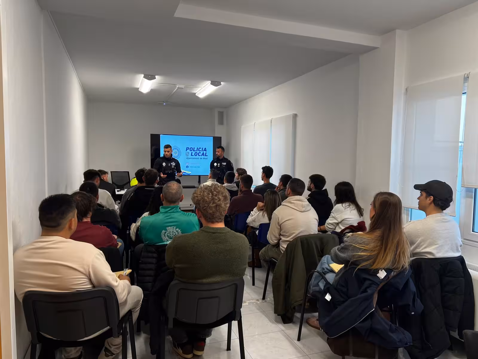 Un momento de la charla.