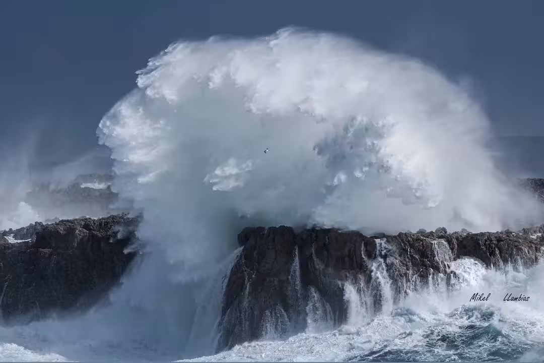 Temporal en la costa. Foto: Mikel Llambías.