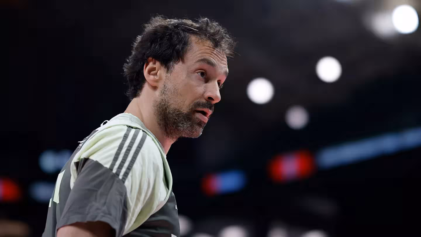Llull, entrenando en Atenas.