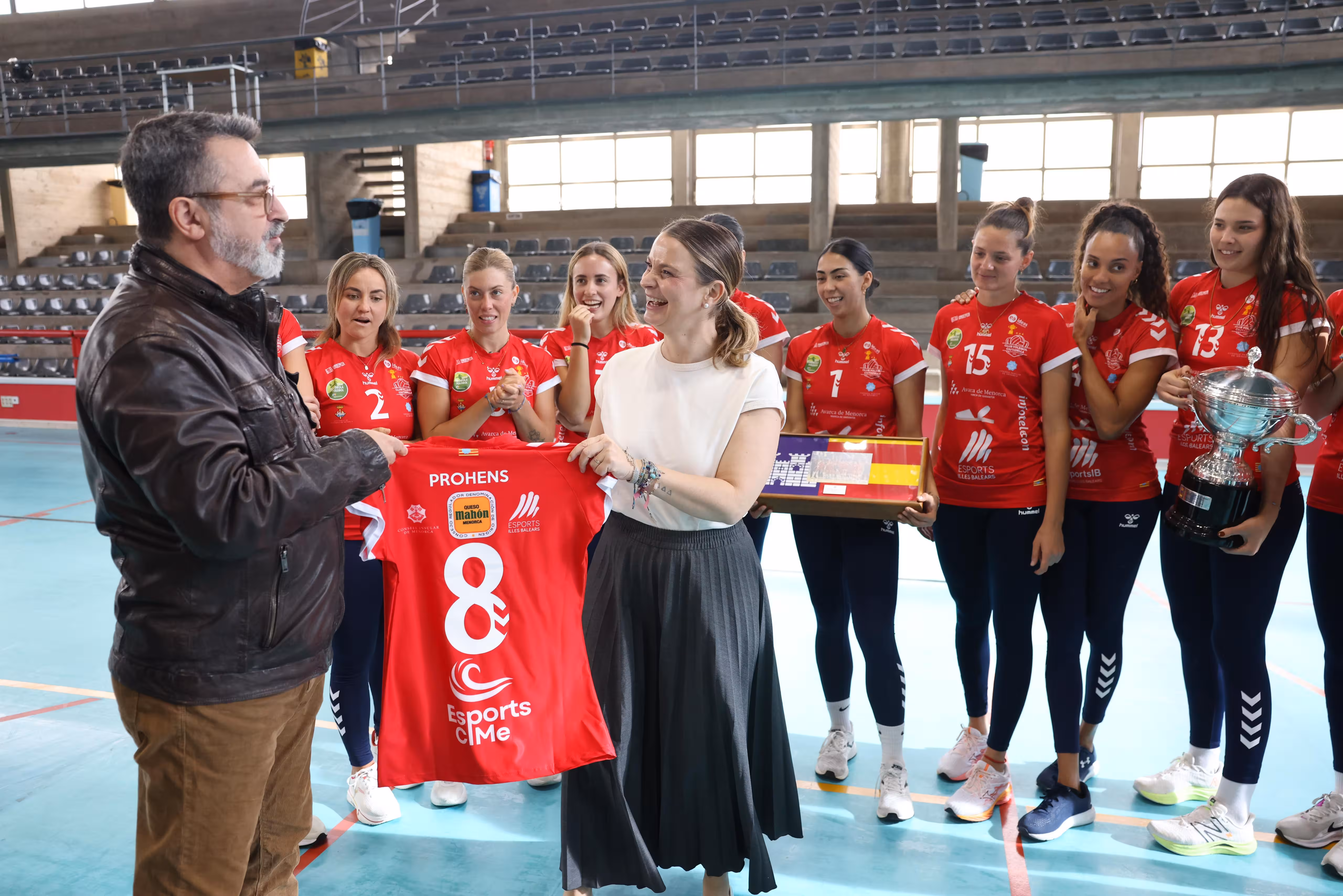 Andreu Hernández, durante la recepción del Avarca de Menorca tras la conquista de la Supercopa.