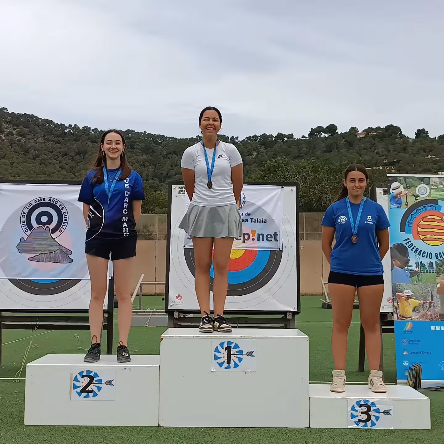 Elena Tolmie e Iria Vanrell.