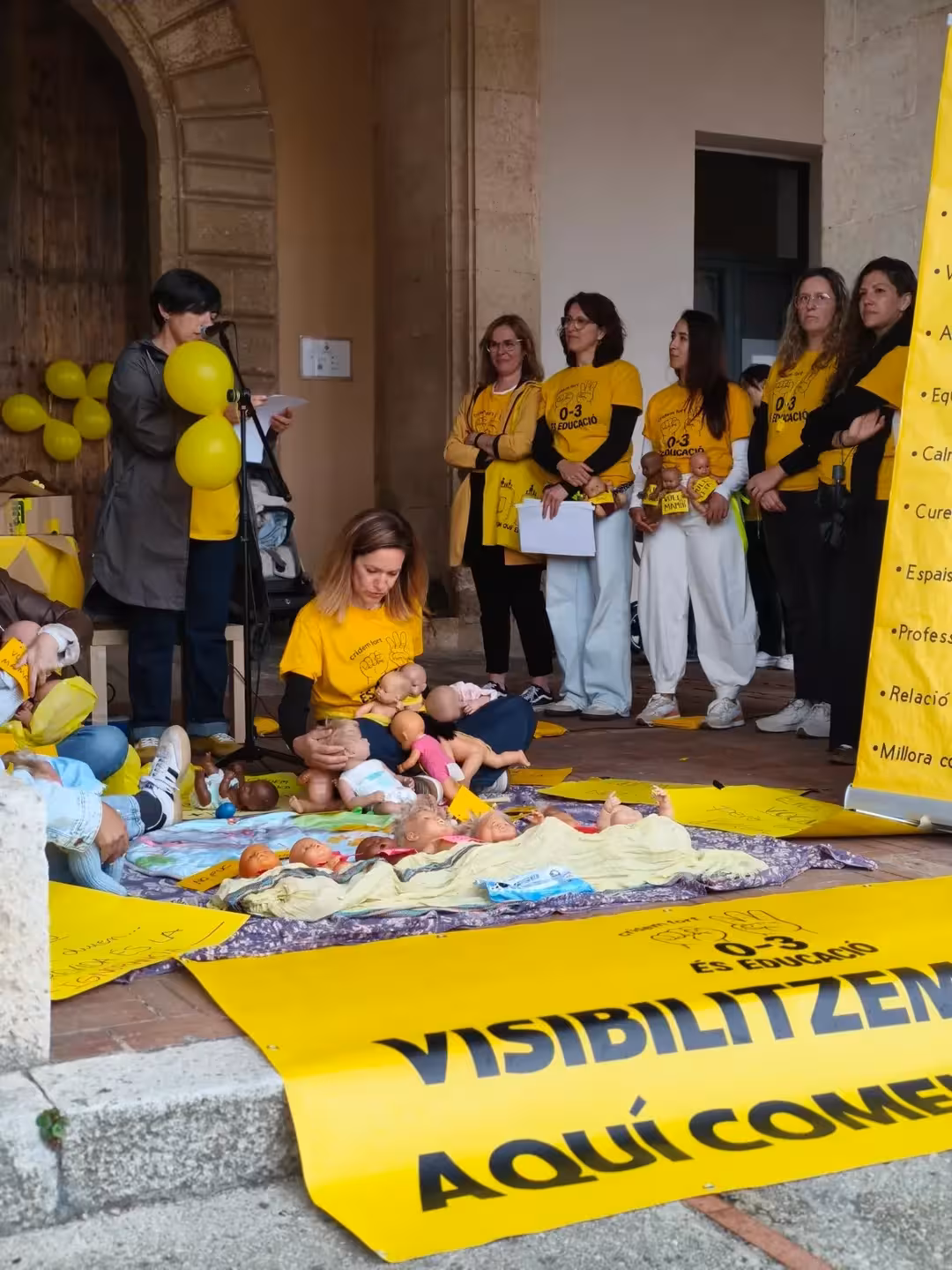 Protesta en Ciutadella. (Foto: Plataforma 0-3 Menorca)