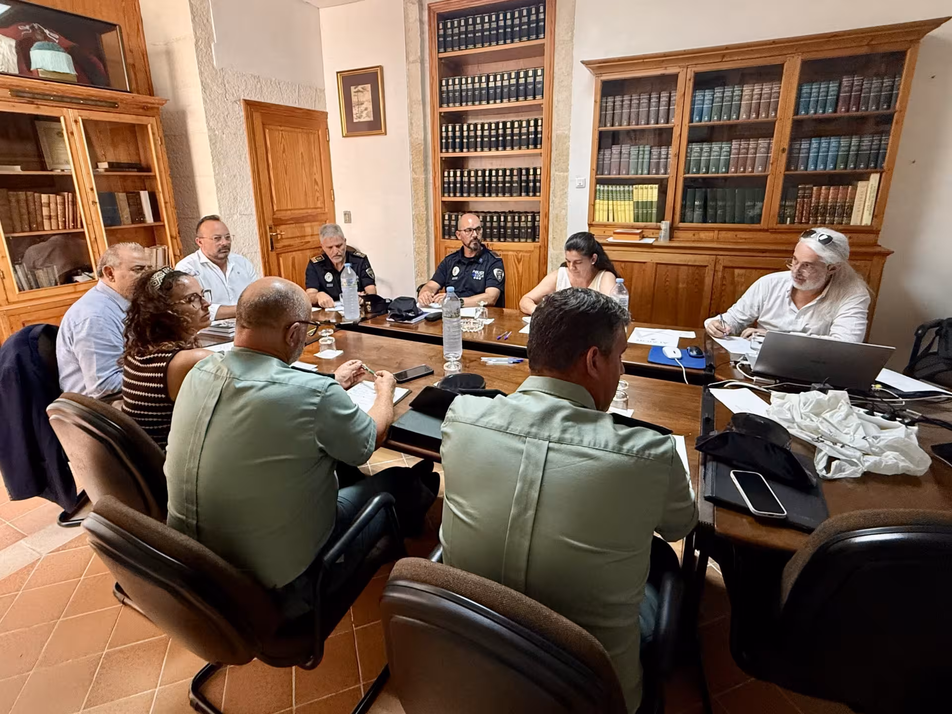 Alaior ultima los detalles en materia de seguridad de cara este verano. (Foto: AYUNTAMIENTO DE ALAIOR)