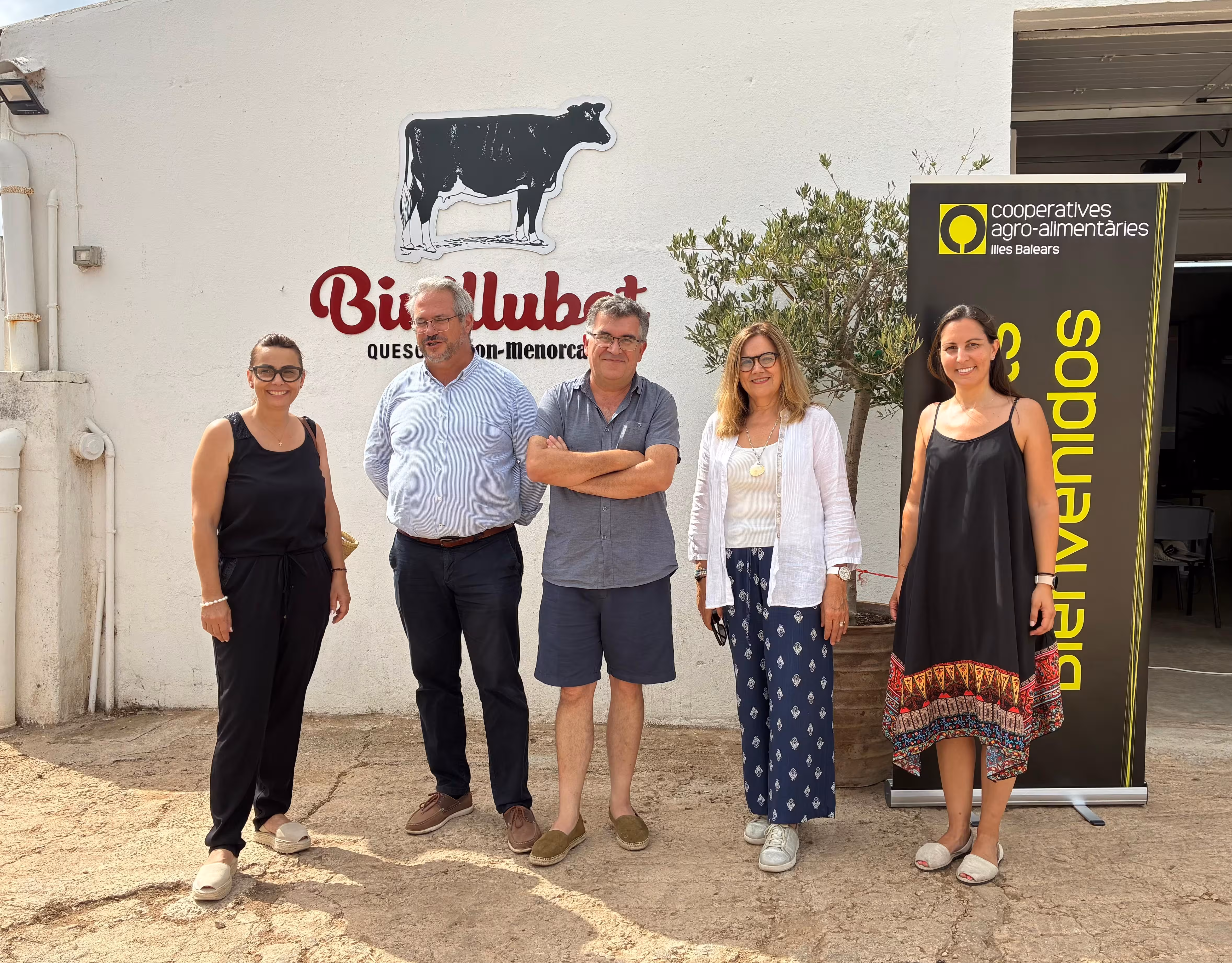 El conseller Simonet se reunió con el sector ganadero en Menorca. (Foto: CAIB)