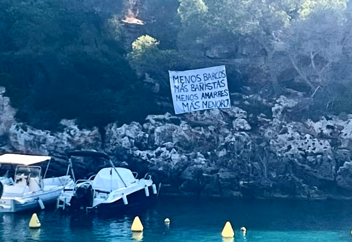 Imágenes del cartel.