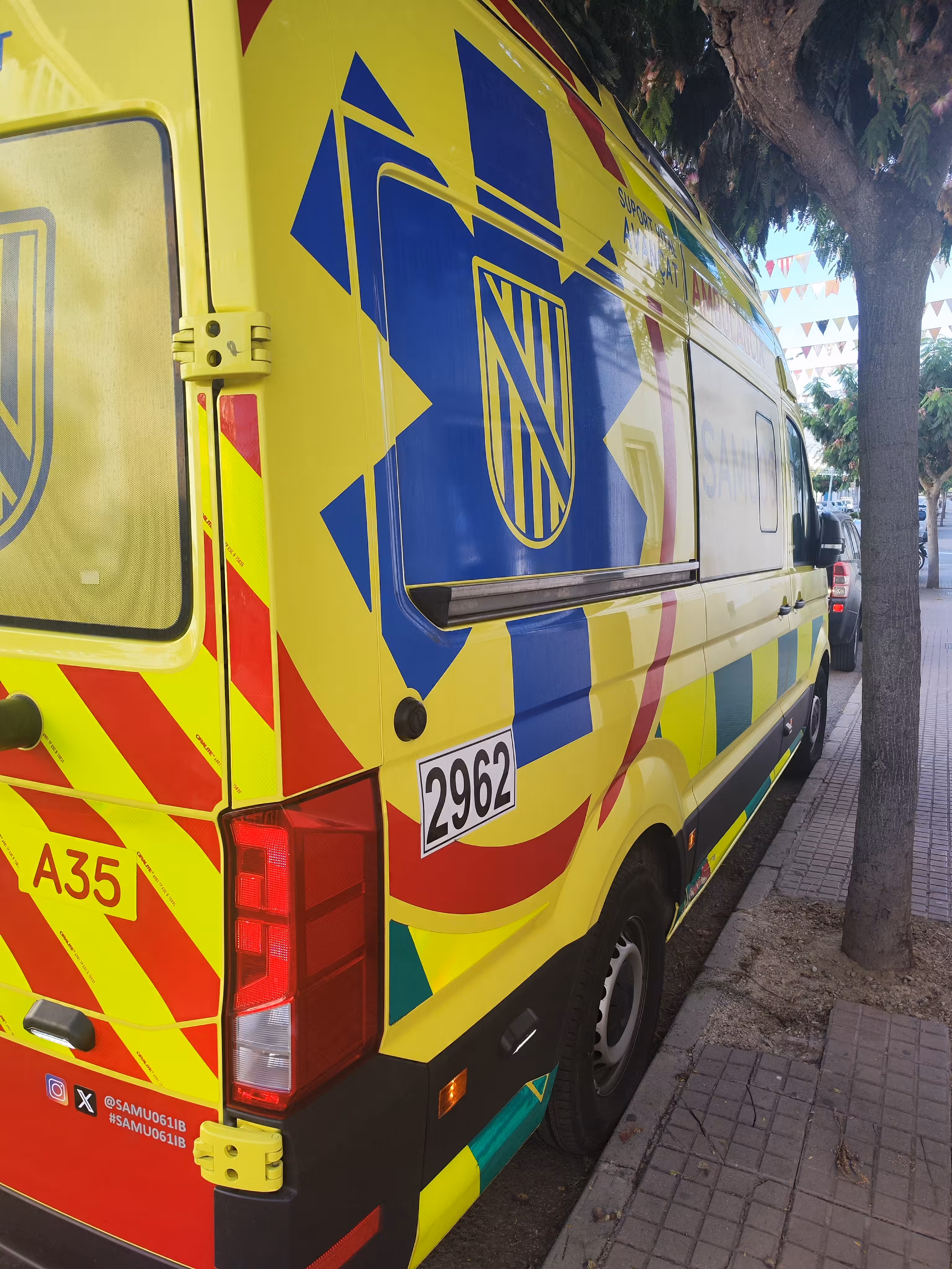 Al lugar de los hechos se han trasladado los servicios de emergencias. (Foto: REDACCION)