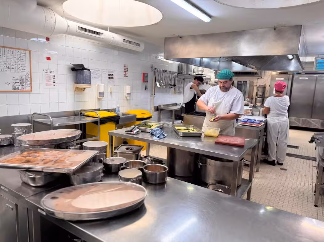 Cocina de la residencia. (Foto: AJUNTAMENT DE MAÓ)